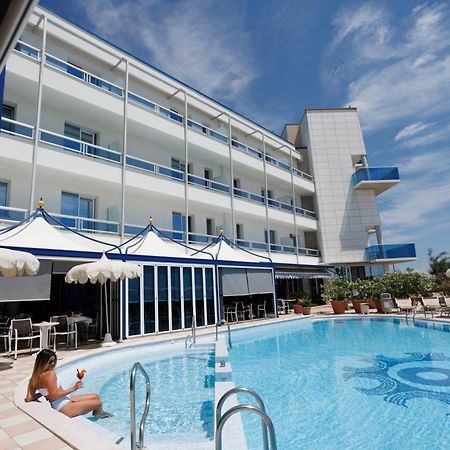 Hotel Panoramic Каорле Екстер'єр фото