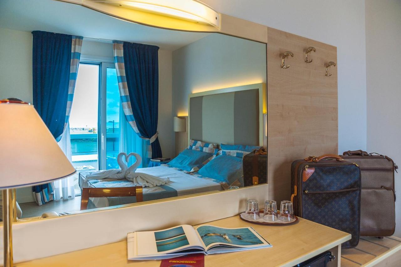 Hotel Panoramic Каорле Екстер'єр фото