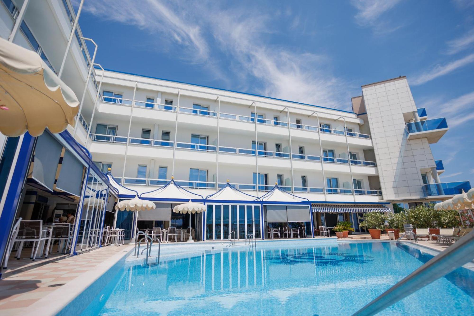 Hotel Panoramic Каорле Екстер'єр фото