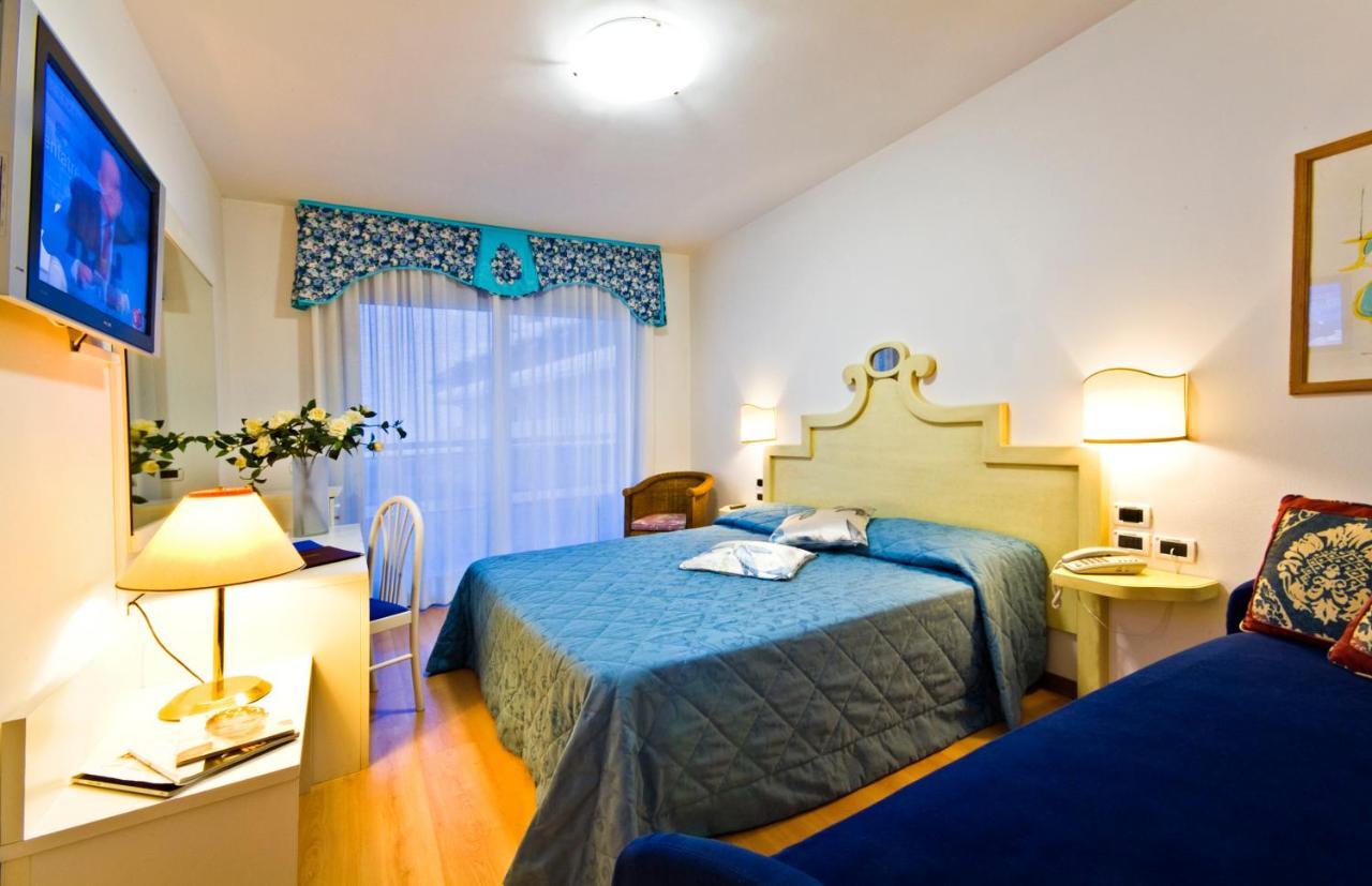 Hotel Panoramic Каорле Екстер'єр фото