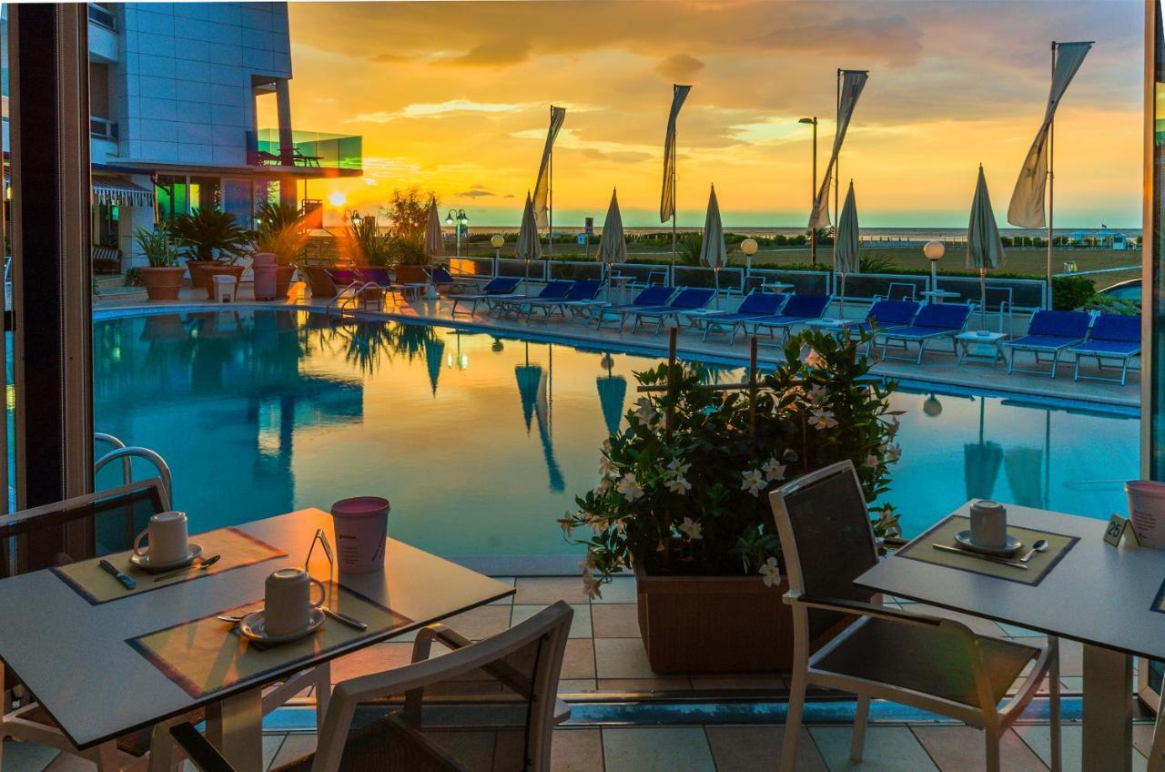 Hotel Panoramic Каорле Екстер'єр фото